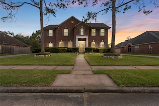 1412 Cambridge Dr, Friendswood, TX 77546