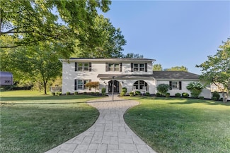 206 Kingsview Dr, Weirton, WV 26062