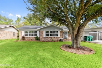 2709 E Angela Cir, Gulfport, MS 39503