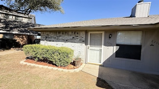 2209 Madrid Ct, Arlington, TX 76013