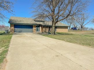 13045 NW 91st St, Yukon, OK 73099