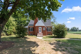 159 Peach Grove Ln, Montross, VA 22520