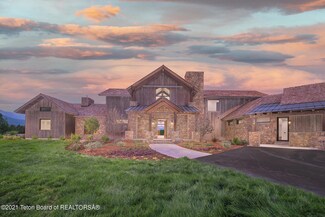 5060 W Eagle Rd, Wilson, WY 83001