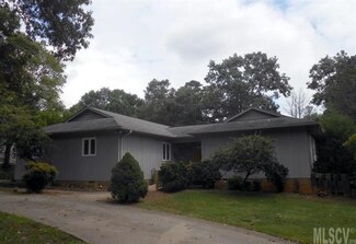 1230 7th St NW, Hickory, NC 28601