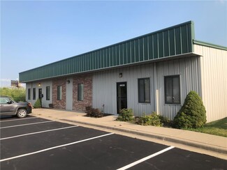 6603 Royal St, Pleasant Valley, MO 64068
