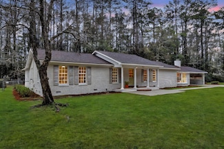 123 Sharon Dr, Walterboro, SC 29488