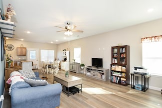 4314 Aspen Dr, Manhattan, KS 66502