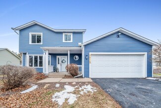 2915 Wimbledon Dr, Woodbury, MN 55125
