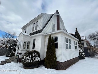 351 6th Ave, Troy, NY 12182