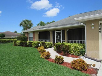 5400 Stately Oaks St, Fort Pierce, FL 34981