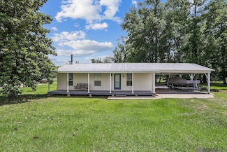 1942 La Hwy 1041, Holden, LA 70744