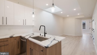 1530 N 25th St Unit 3, Philadelphia, PA 19121