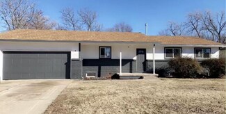 2660 N Pershing St, Wichita, KS 67220