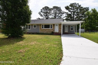 4239 Park Ave, Ayden, NC 28513
