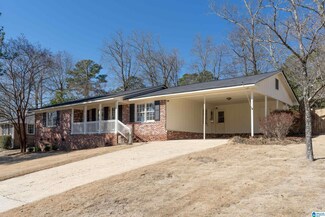 2244 Pine Crest Dr, Vestavia, AL 35216