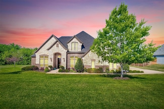 720 Prairie Timber Rd, Burleson, TX 76028