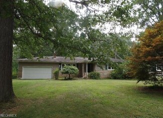 2210 Phalanx Mills Herner Rd, Southington, OH 44470
