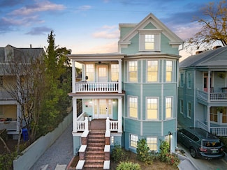 150 Spring St, Charleston, SC 29403