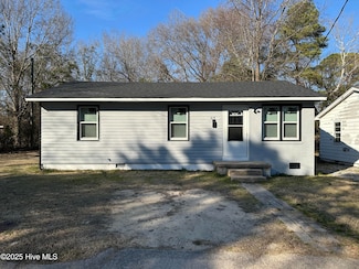 419 Fussell St, Goldsboro, NC 27530