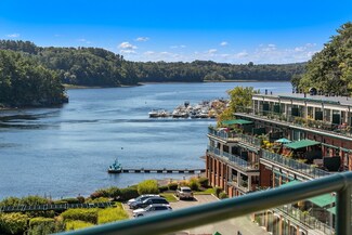 60 Merrimac St Unit 501, Amesbury, MA 01913