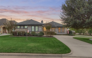 214 Wyndemere Dr, Montgomery, TX 77356