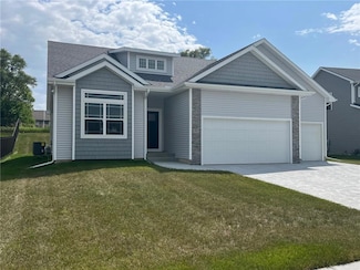 2817 NW 21st St, Ankeny, IA 50023