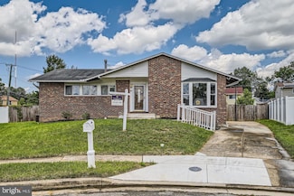2 Lydia Ct, Pikesville, MD 21208