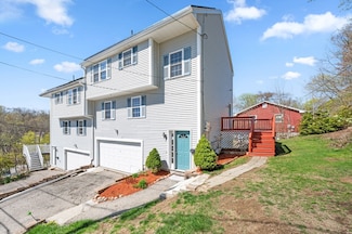 3 Clegg St, Worcester, MA 01603