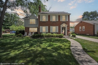9824 Arden St, Livonia, MI 48150