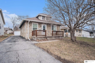 7768 Maywood St, Omaha, NE 68127