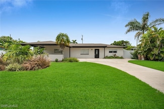 127 SE 43rd Ln, Cape Coral, FL 33904