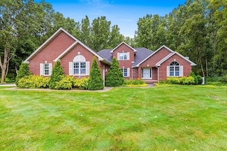 2451 Rocky Way, Suamico, WI 54313