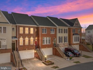 6867 Witton Cir, Gainesville, VA 20155