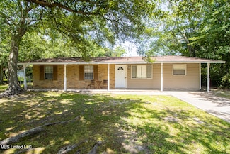 4008 Emerson St, Pascagoula, MS 39581