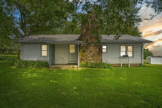 23014 Lawrence 2087p, Ash Grove, MO 65604