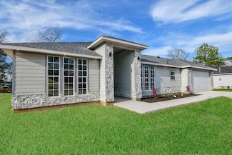 16921 Laurelwood Dr, Channelview, TX 77530