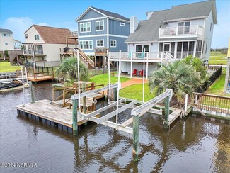 134 Greensboro St, Holden Beach, NC 28462
