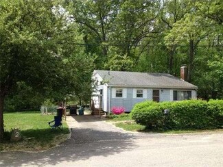 2 Englewood Ave E, Randolph, MA 02368