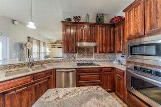 11621 Willow Springs Rd, Haslet, TX 76052