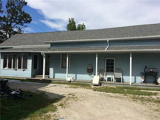 28130 E Broadway St, Walbridge, OH 43465