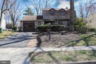 23 Karen Dr, Cherry Hill, NJ 08003