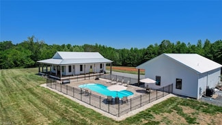 590 Gilliam Rd, Reidsville, NC 27320