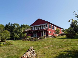 98 Dodge Mountain Rd, Rockland, ME 04841