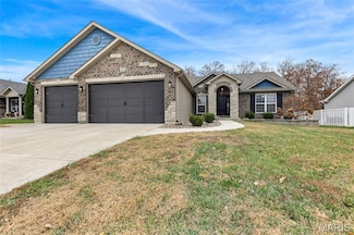 243 Lonepine Dr, Wentzville, MO 63385