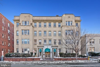 3010 Wisconsin Ave NW Unit 310, Washington, DC 20016