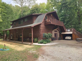 5775 N 175 W, Howe, IN 46746