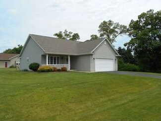 N1514 Overlook Dr, Genoa City, WI 53128