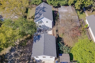 1320 Pennsylvania St, Lawrence, KS 66044