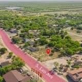 924 S Leo Ave, La Joya, TX 78560