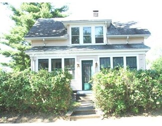 27 Forest St, Chicopee, MA 01013